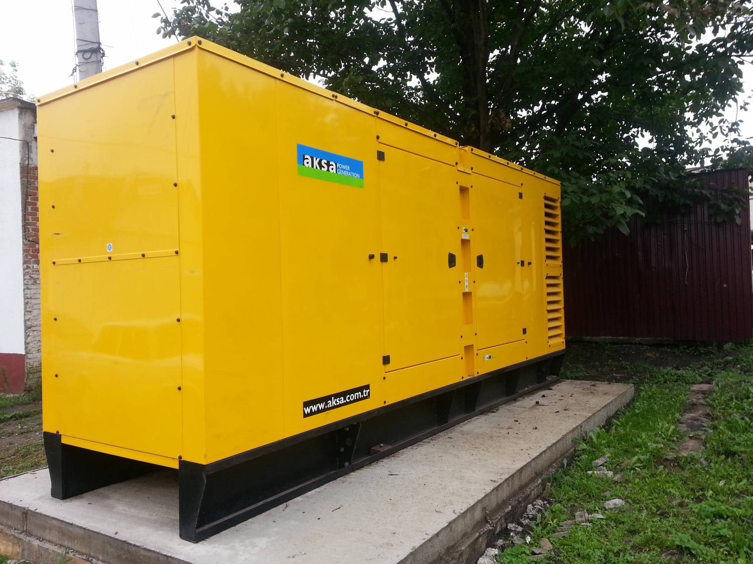 В Ингушской республиканской клинической больнице (ИРКБ) установлен дизель-генератор мощностью 620 кВт.