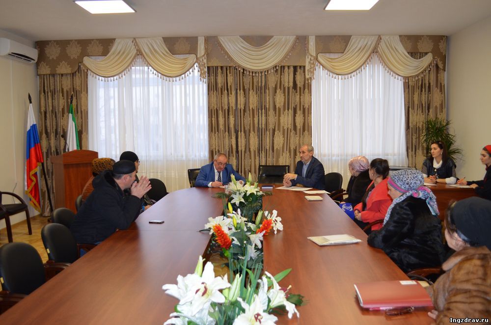 Аюп Оздоев провел совещание в Минздраве Ингушетии